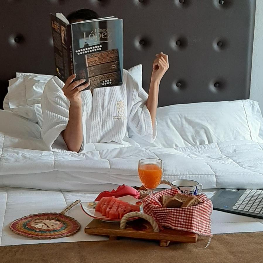 Hotel Boutique Casa De Los Santos Reyes فاليدوبار المظهر الخارجي الصورة