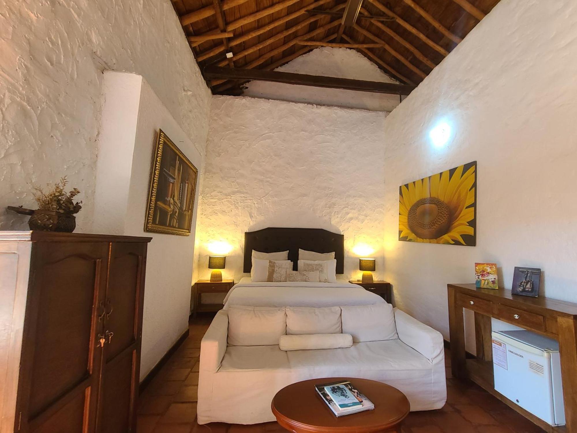 Hotel Boutique Casa De Los Santos Reyes فاليدوبار المظهر الخارجي الصورة