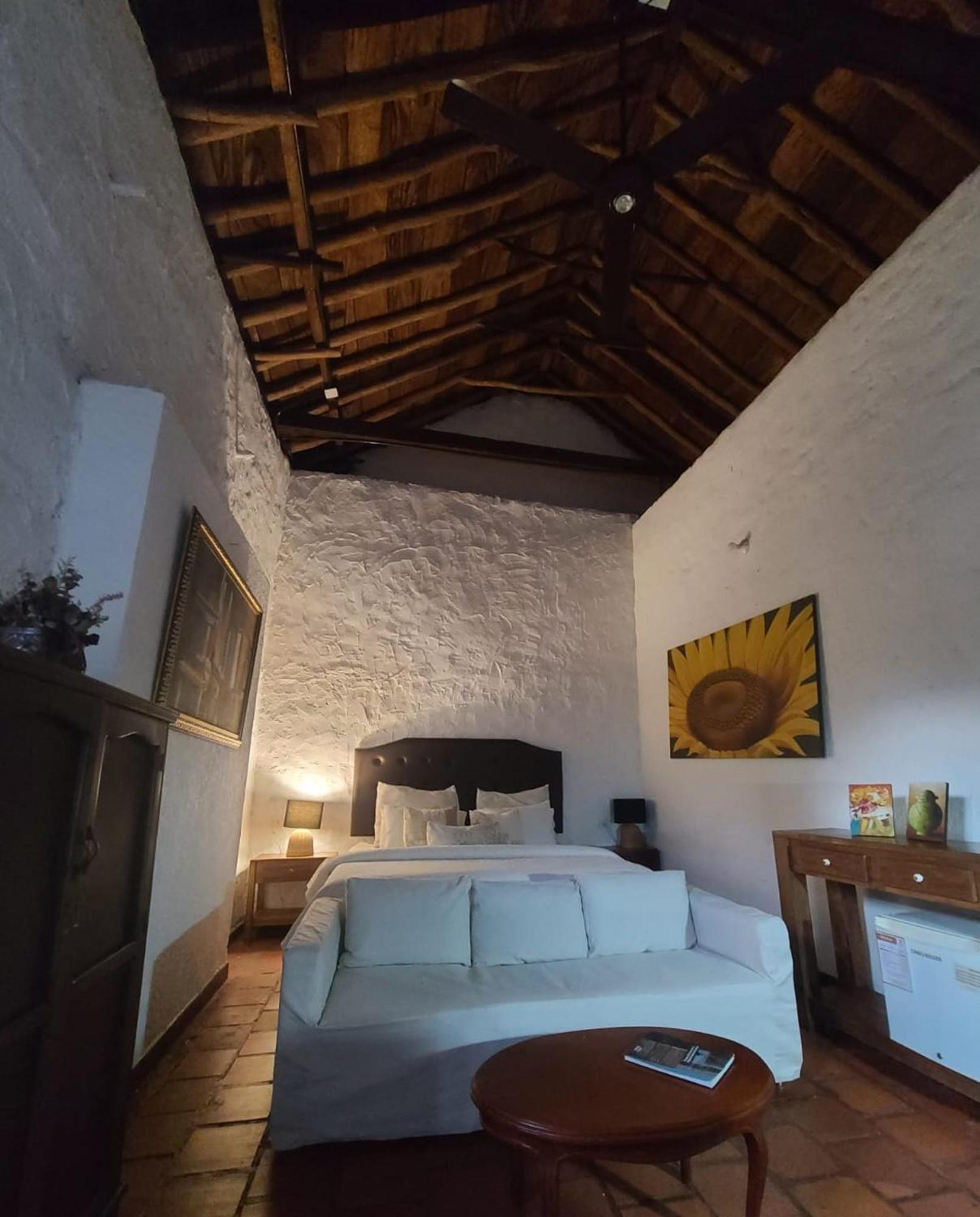Hotel Boutique Casa De Los Santos Reyes فاليدوبار المظهر الخارجي الصورة