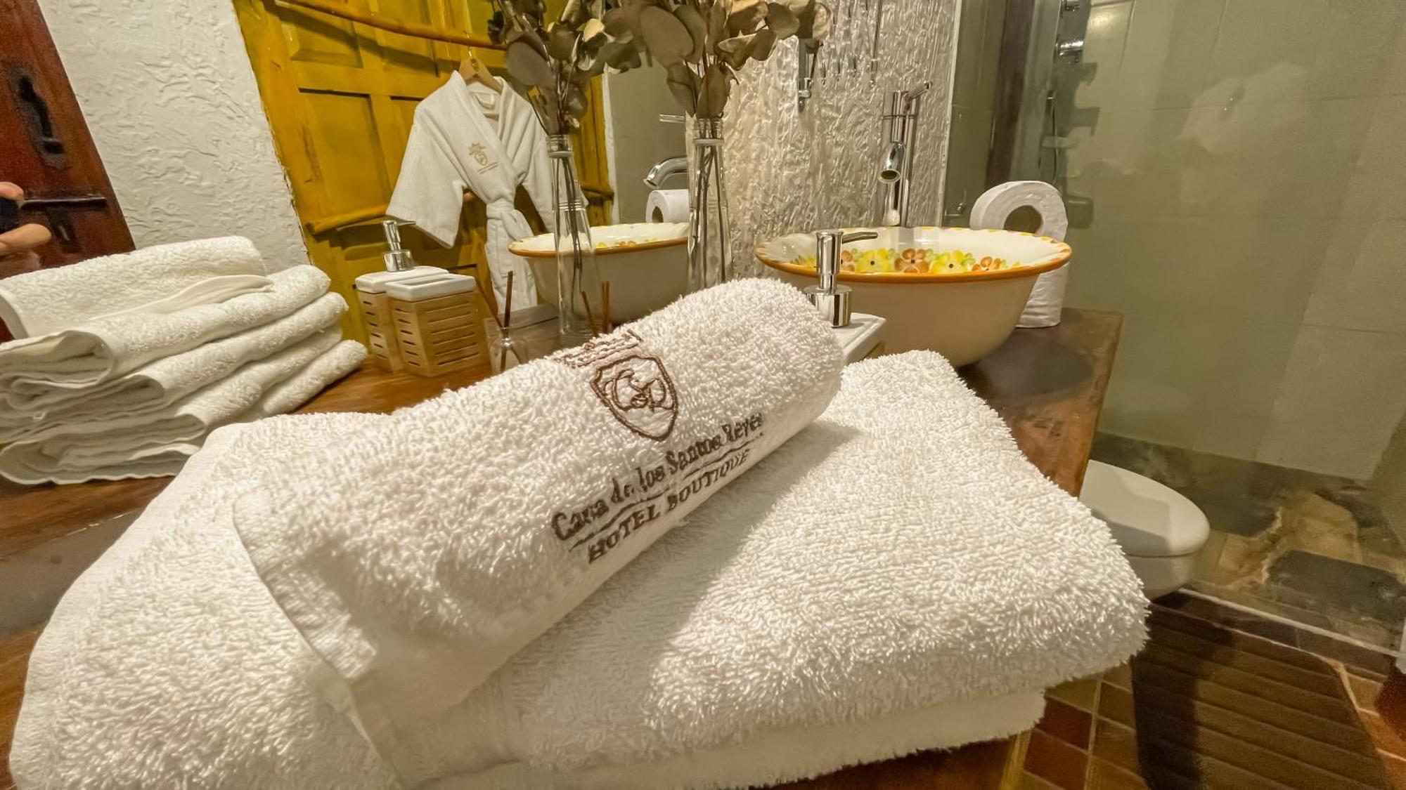 Hotel Boutique Casa De Los Santos Reyes فاليدوبار المظهر الخارجي الصورة
